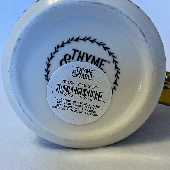 Thyme & Table Coffee Mug Black & White Polka DOTS Stoneware Cup 4" Gold Handle - Picture 4 of 5